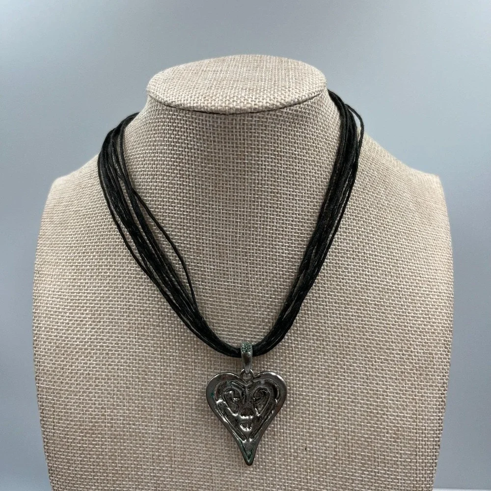 VTG Silver Tone Marcassite Style Filigree‎ Heart Pendant Multi Strand Cord Retro